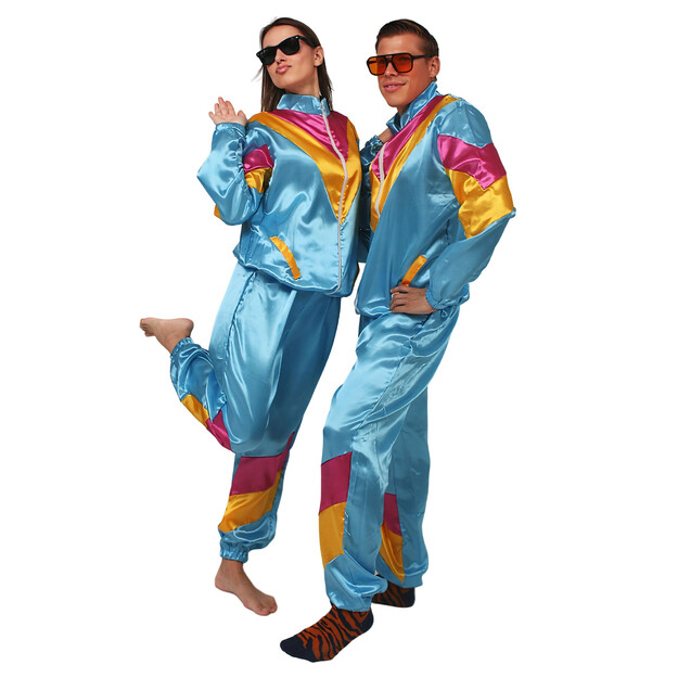 80-ųjų stiliaus žydros spalvos sportinis kostiumas