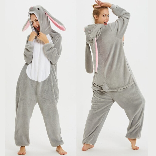 Võluv sissepääs lõbusasse maailma armsate jänkude plüüškostüümidega lastele ja täiskasvanutele!