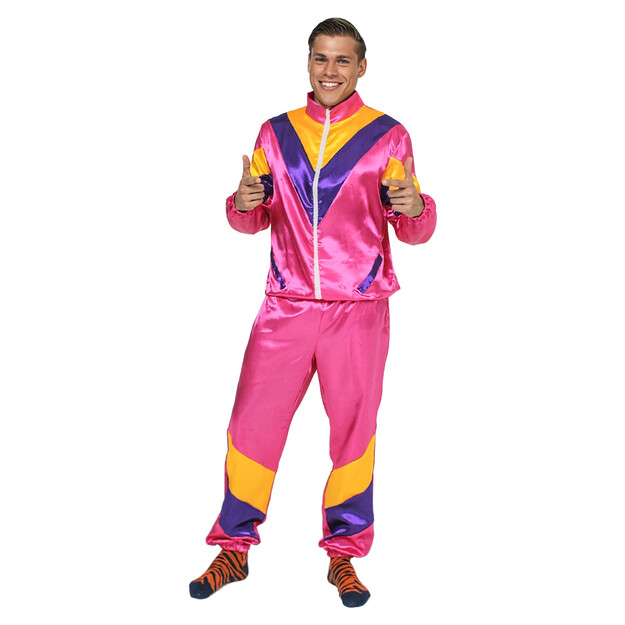 80-to gadu stila rozā sporta kostīms