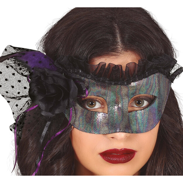 Sidabrinė kaukė su šydu