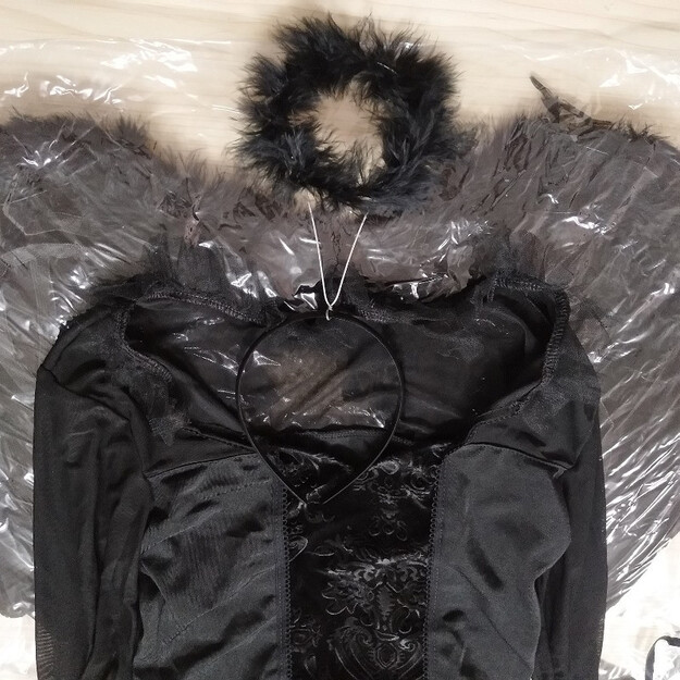 Lumoava Tumma Enkelin Asu Naisille