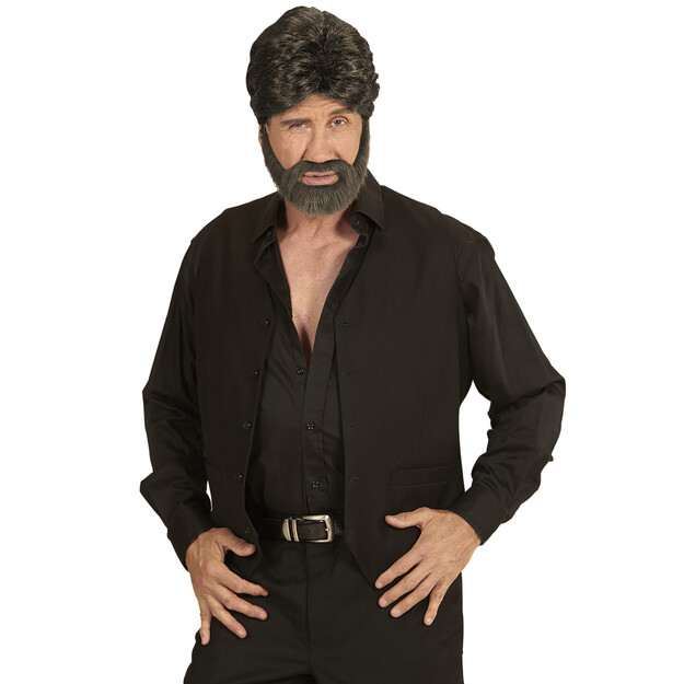 Punane parukas koos habemega